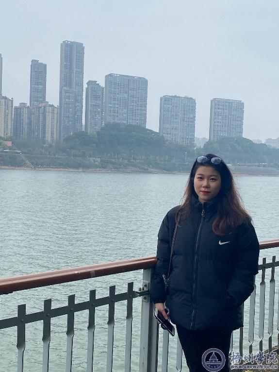 等风来，不如追风去——记2023届广西区级优秀毕业生冯安琪