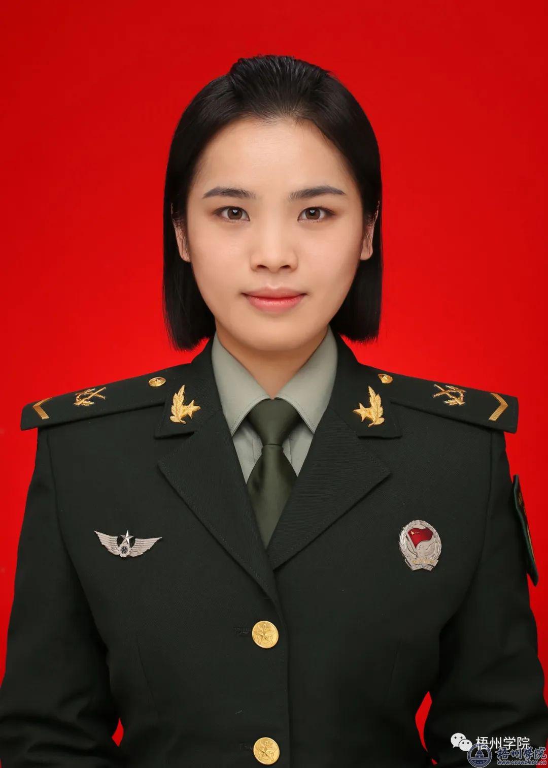 携笔从戎，青春无悔——记我校优秀退役学生韦金