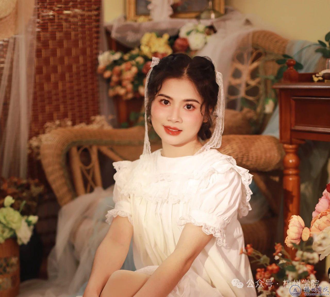 青春梦绘丹墨韵，英才心行向诗远——记我校优秀毕业生林丹英