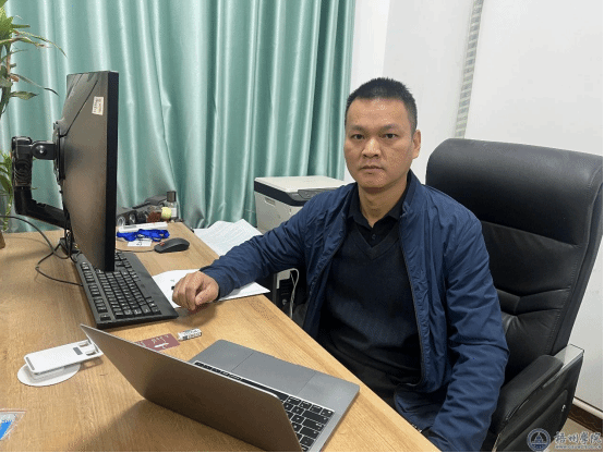 “没想那么多，只是刚好在场”——记梧州学院冀肖榆老师在车祸现场的10分钟生死救